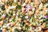 Jennifer Aniston’ın Fenomen Salatası Nasıl Yapılır?