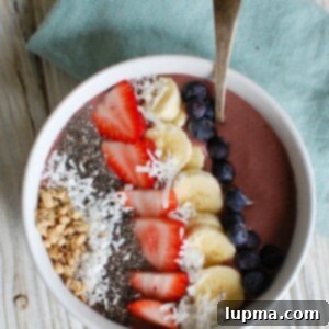 Vibrant Chia Seed Fruit Medley 14 Chia Seeds Fruit Bowl with bananas and chia seeds.