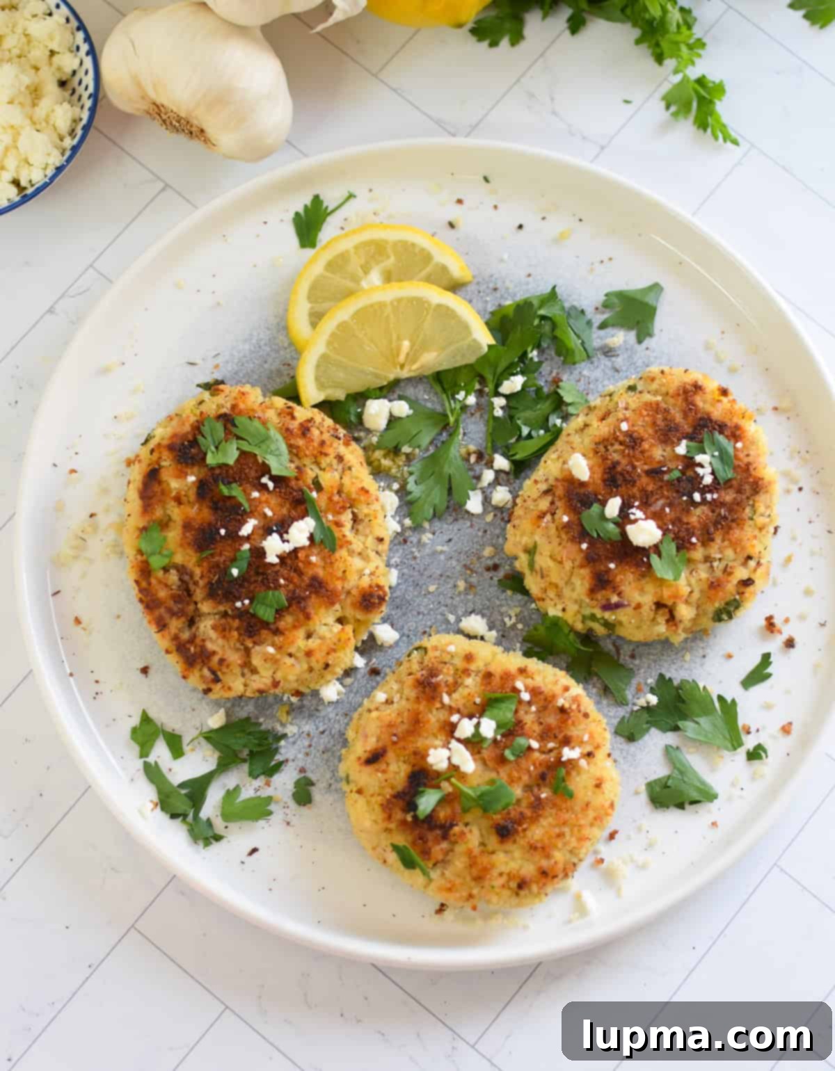 Salmon Cakes with Red Onion and Greek Spices