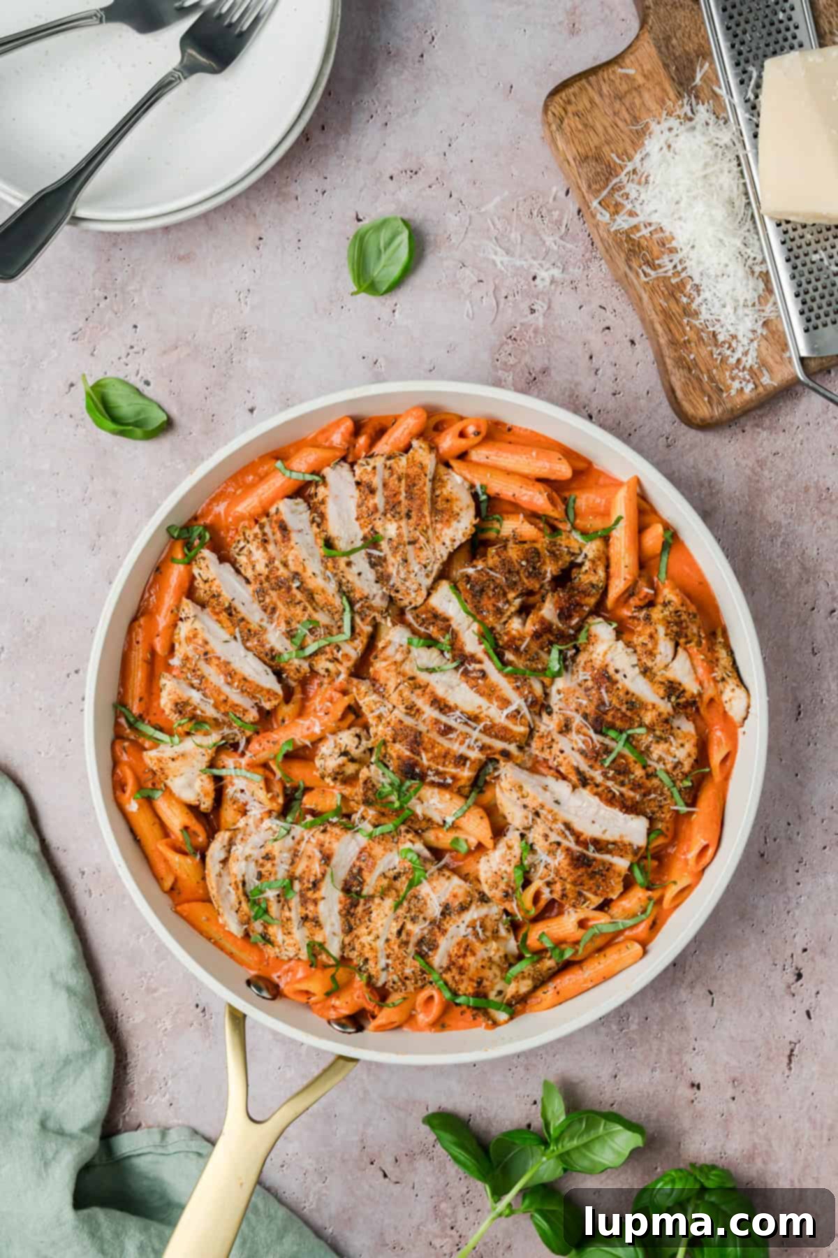 Creamy Mediterranean Chicken Pasta
