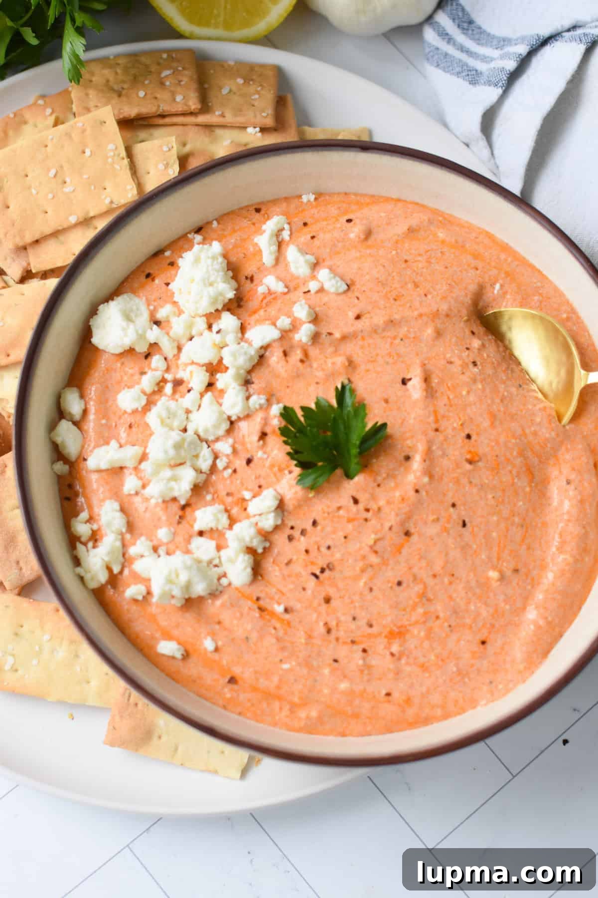 Creamy Roasted Red Pepper Feta Dip